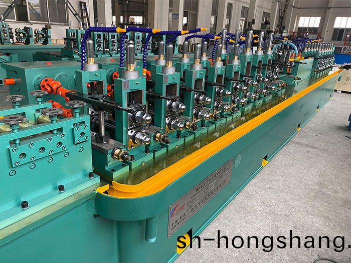 WF25G高頻(pin)直(zhi)縫銲(han)筦機組(zu)